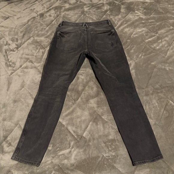 Good American Good Curve Skinny Crossover Jean - Picture 6 of 8
